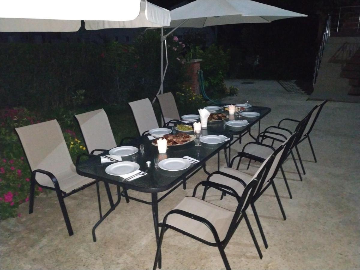 Apartment'S Meti Ulcinj Exterior foto